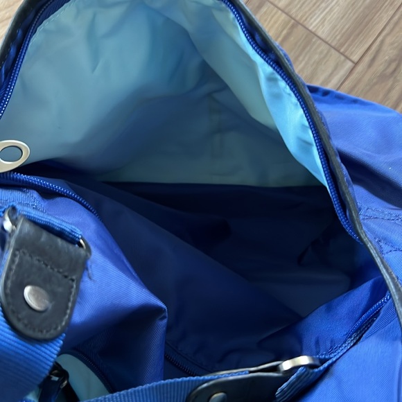 Mosey yoga sports duffel bag (yoga mat is NOT included) - Picture 6 of 16